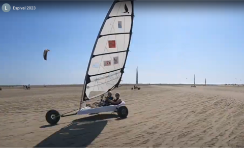 Char à voile biplace